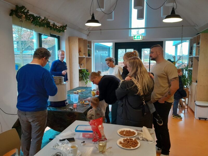 Kerstengeltjes van bijenwas