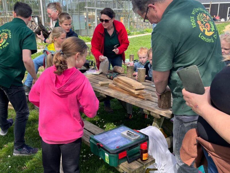 Insectenhotelletje bouwen